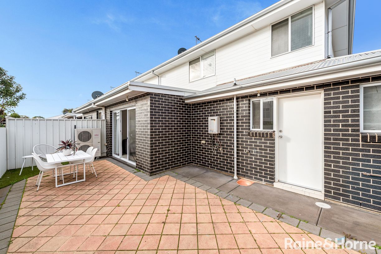 102E Finniss Street — photo 16 of 17