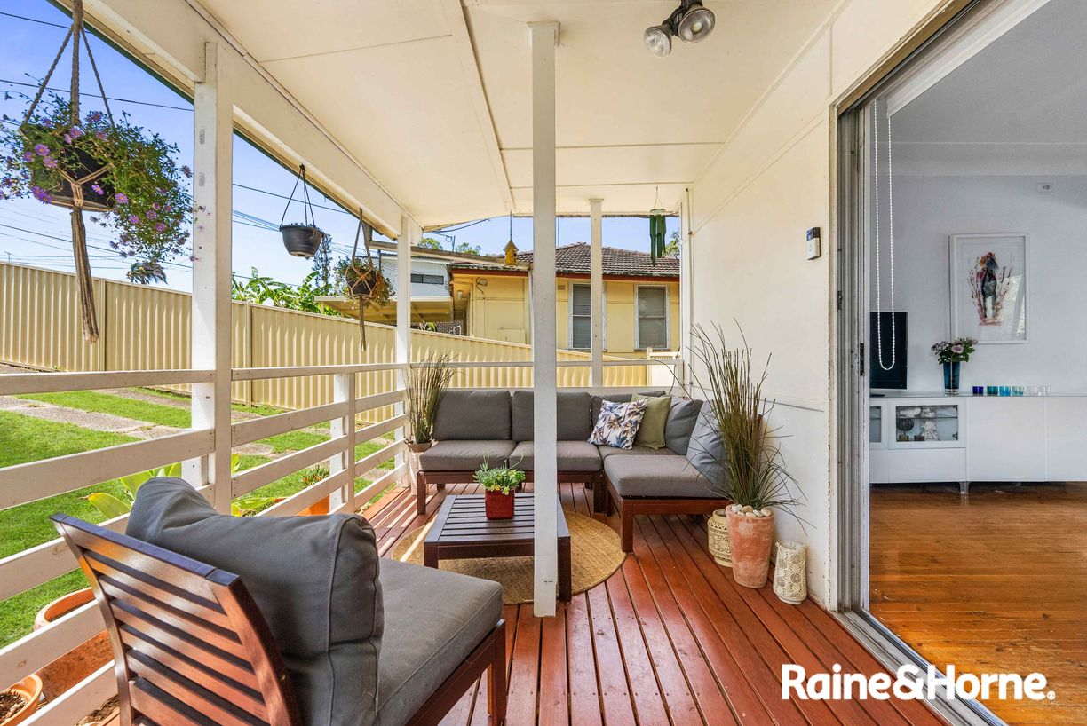 38 Russell Street — photo 10 of 19