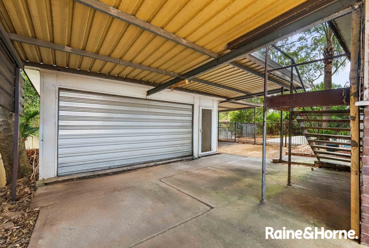 38 Russell Street — photo 11 of 19