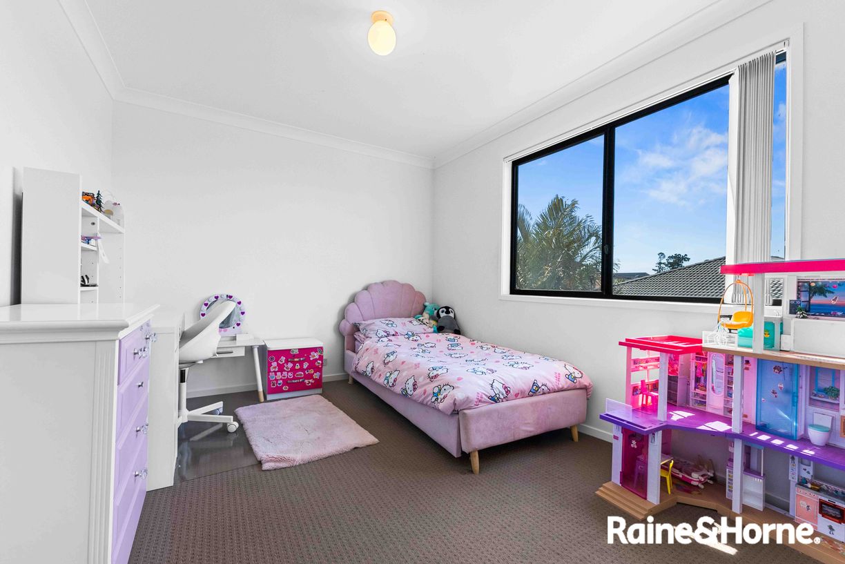 6 The Royal Place — photo 10 of 16