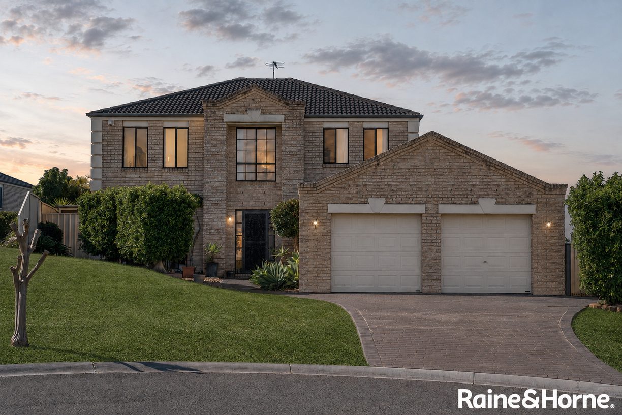 6 The Royal Place — photo from Raine & Horne Cabramatta | Canley Heights | Hoxton Park | Green Valley