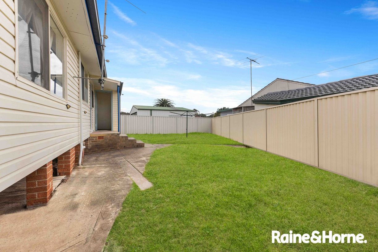 1 Bindea Street — photo 10 of 16