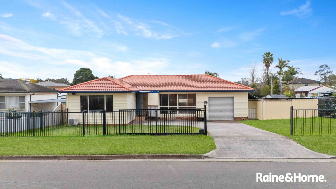 1 Bindea Street — photo 12 of 16