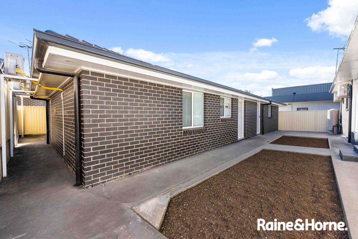 69 St Johns Road — photo 12 of 24