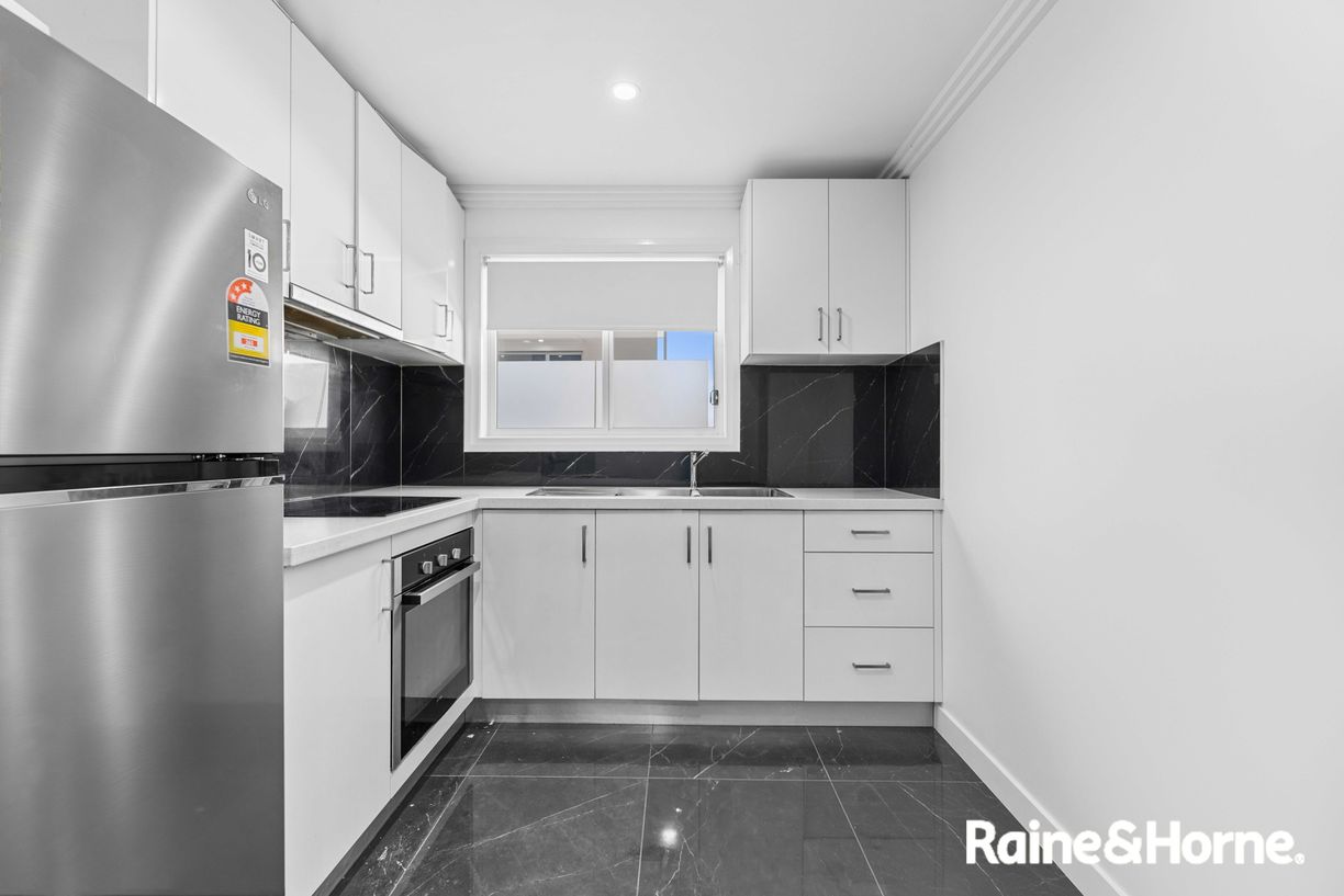 69 St Johns Road — photo 14 of 24