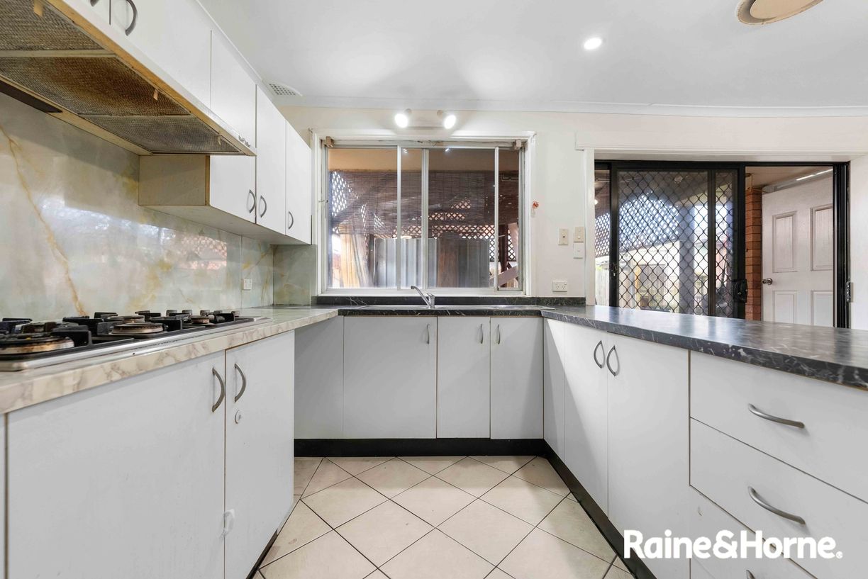 8 & 8A Rundle Road — photo 3 of 18