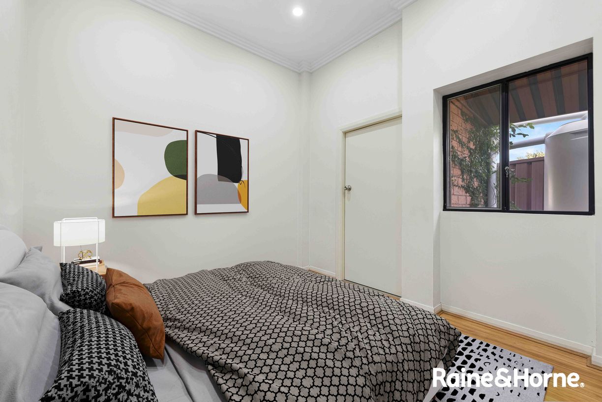 8 & 8A Rundle Road — photo 13 of 18