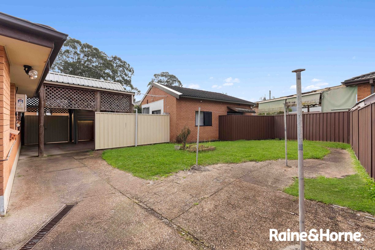 8 & 8A Rundle Road — photo 15 of 18