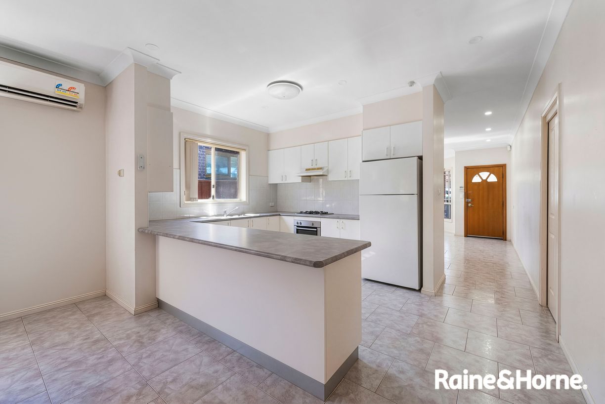 13 Hemphill Avenue — photo 4 of 19