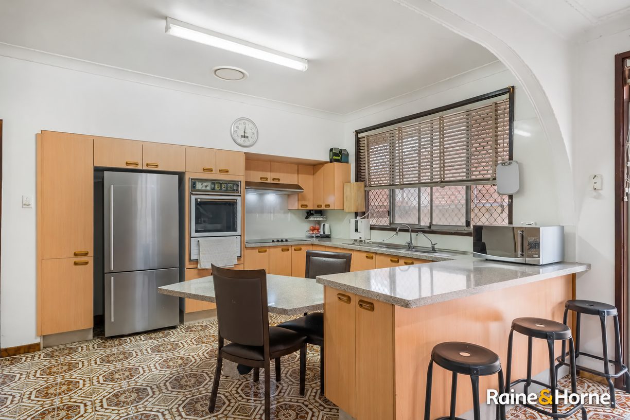 73 Lord Street — photo 5 of 11
