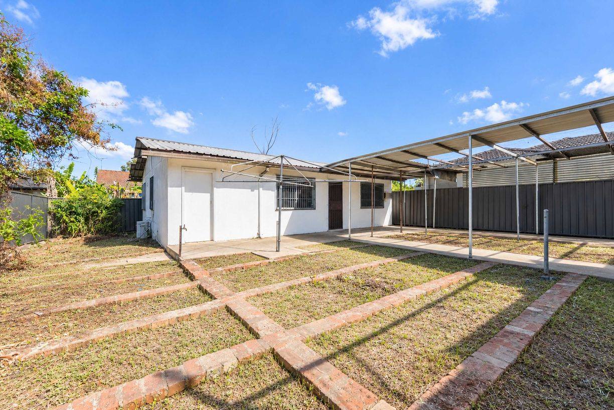 37 Huon Street — photo 10 of 20