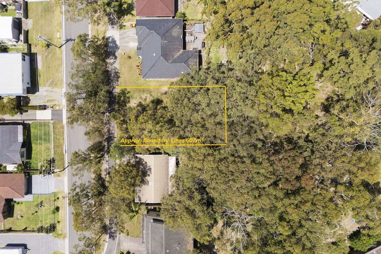 32 Tanilba Road — photo 5 of 11