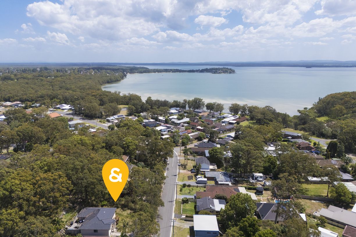 32 Tanilba Road — photo from Raine & Horne Nelson Bay | Lemon Tree Passage