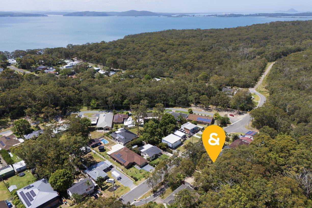 32 Tanilba Road — photo 11 of 11
