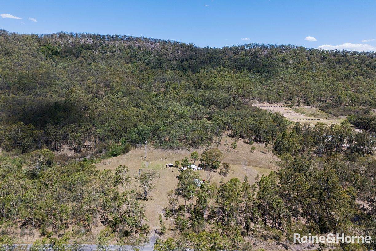 686 East Seaham Road — photo 10 of 13