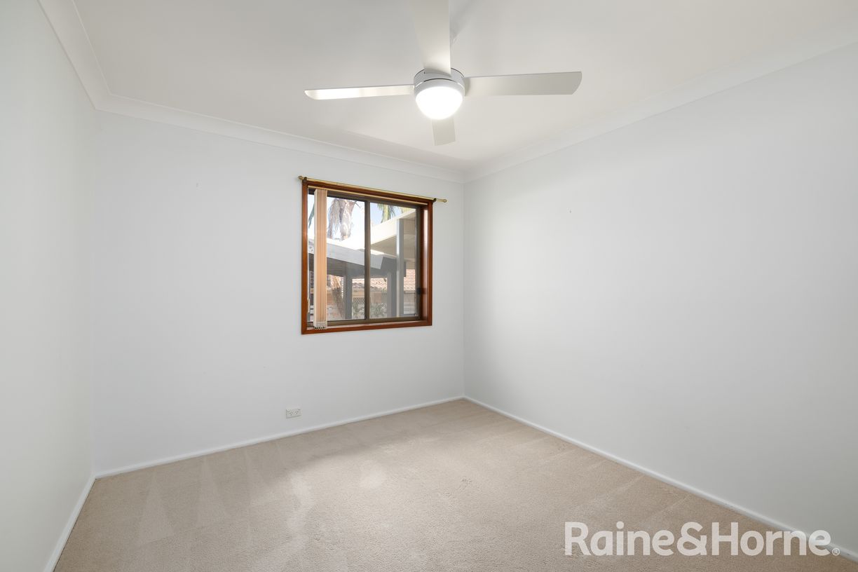 9 Elizabeth Avenue — photo 13 of 24