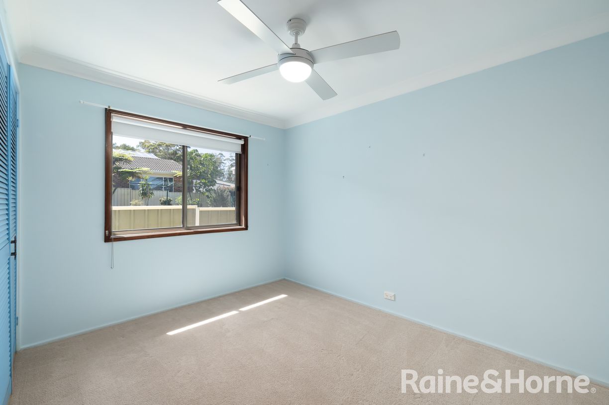 9 Elizabeth Avenue — photo 12 of 24