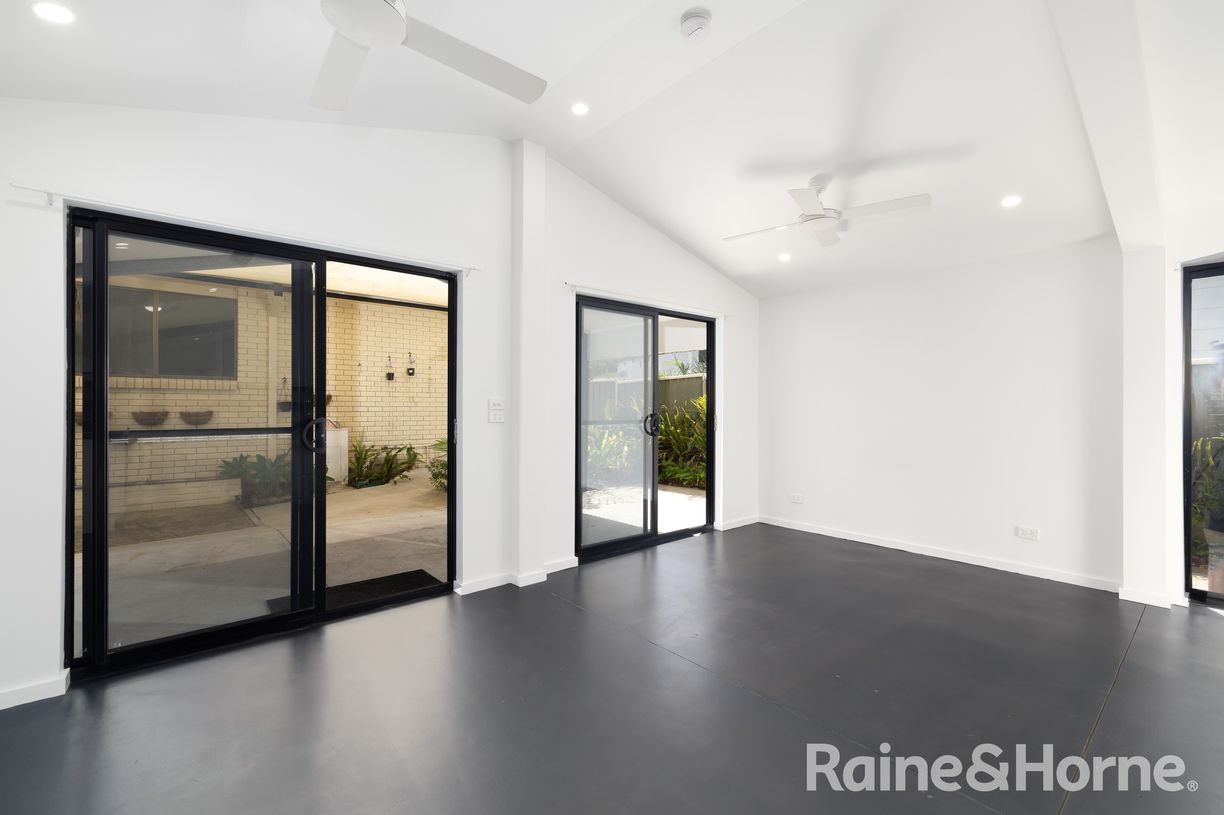 9 Elizabeth Avenue — photo 18 of 24