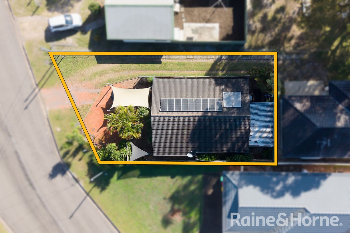 5 Gould Drive — photo 2 of 13