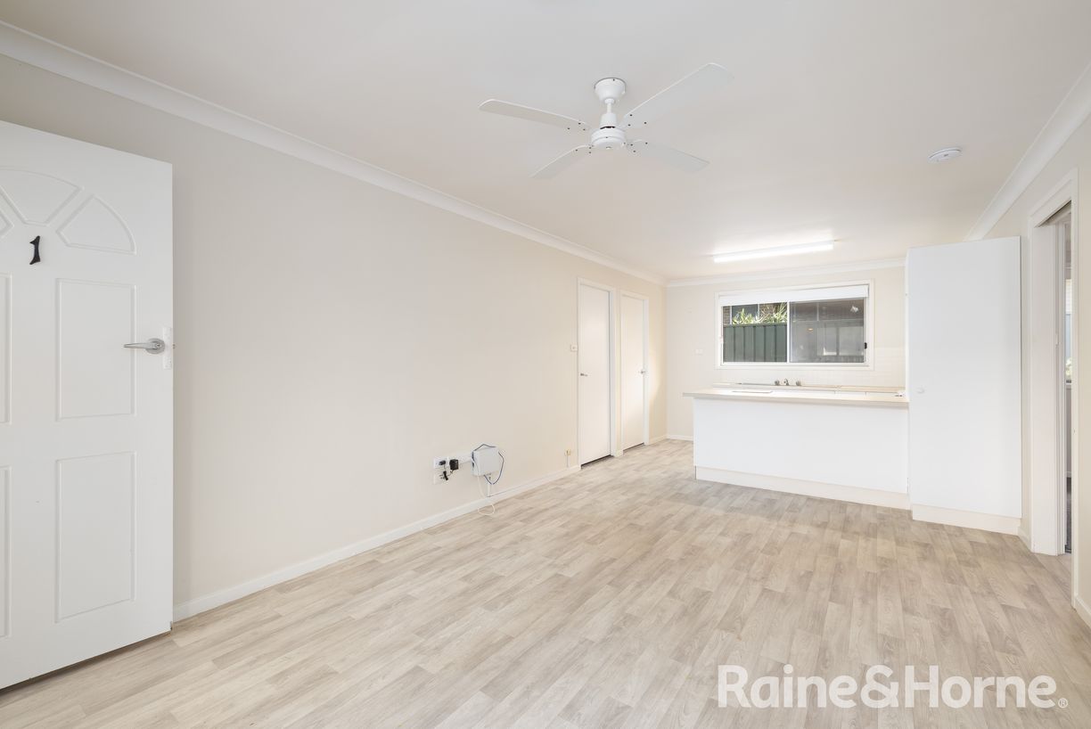1/24 Pantowora Street — photo 10 of 16