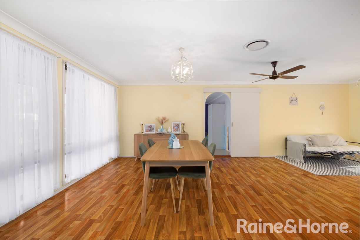 61 Clemenceau Crescent — photo 6 of 21