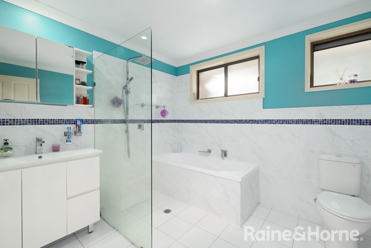 61 Clemenceau Crescent — photo 12 of 21