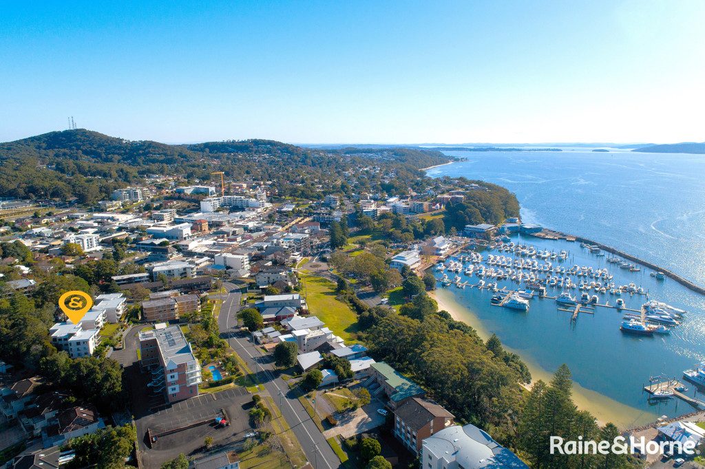 12/1 Donald Street — photo from Raine & Horne Port Stephens