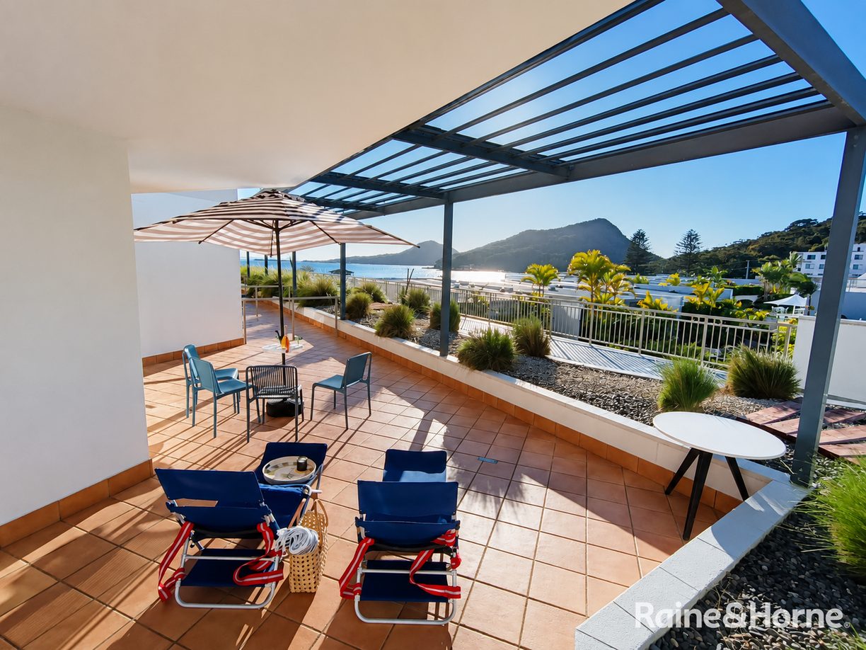 514/43 Shoal Bay Road — photo 2 of 25