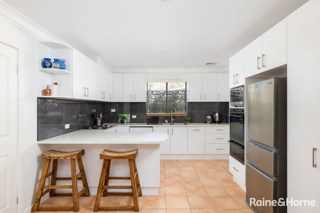5 Shearman Avenue — photo 4 of 25