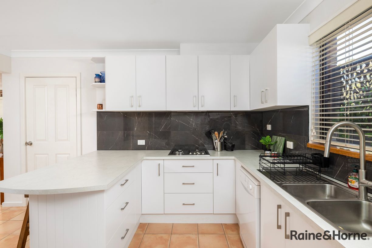 5 Shearman Avenue — photo 5 of 25