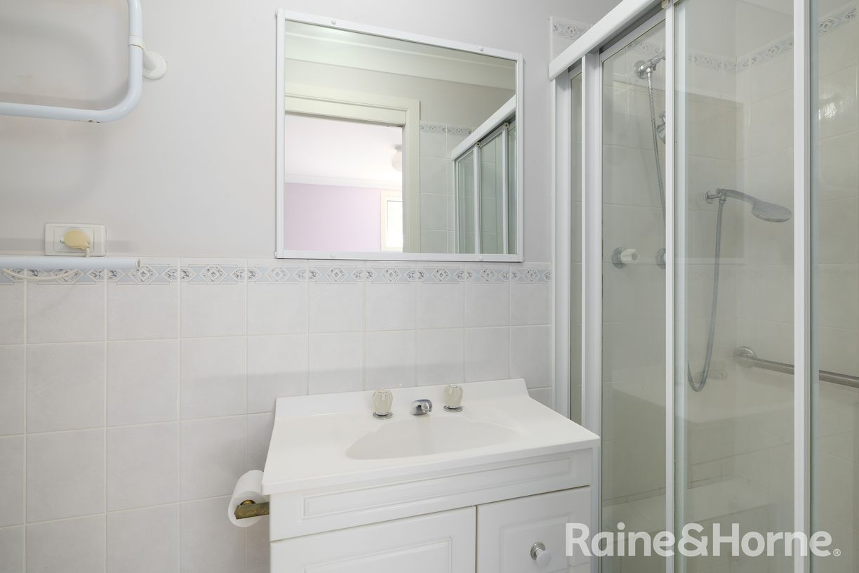 2/9 Warramunga Close — photo 9 of 21