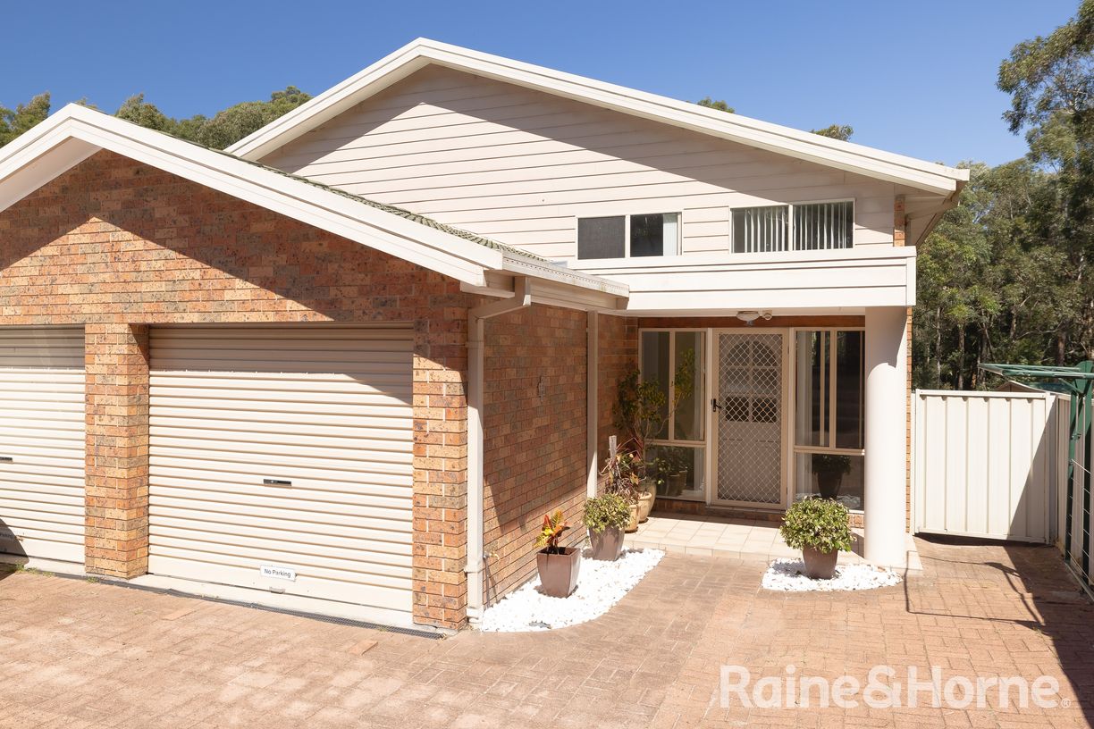 2/9 Warramunga Close — photo 2 of 21