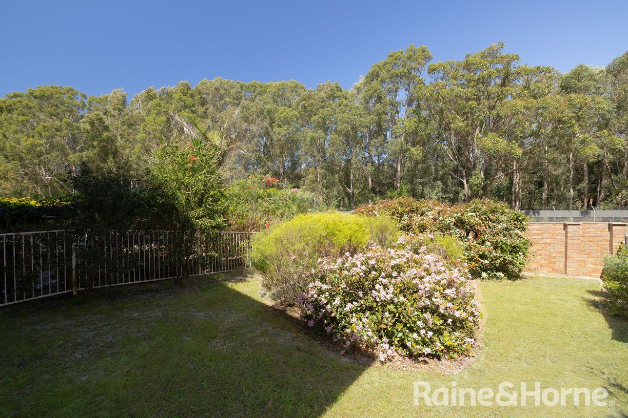 2/9 Warramunga Close — photo 17 of 21