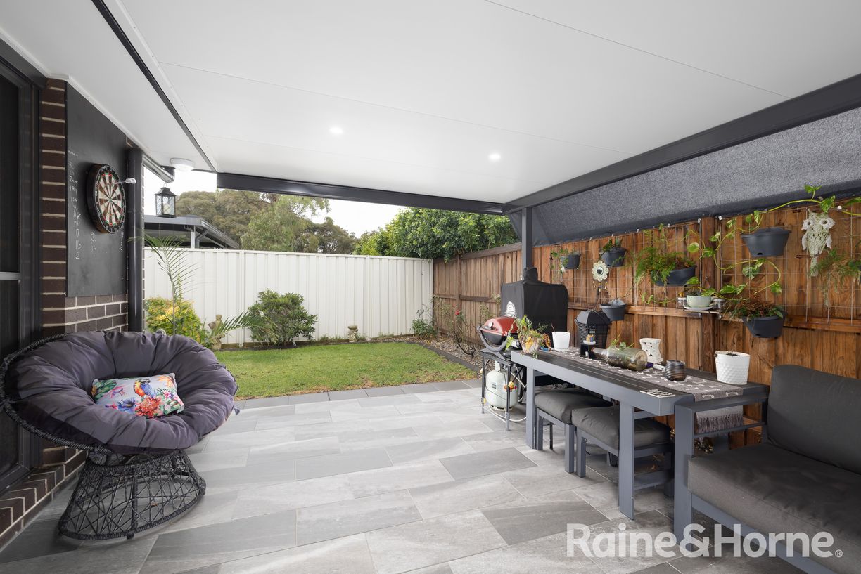 16 Nepean Way — photo 8 of 21