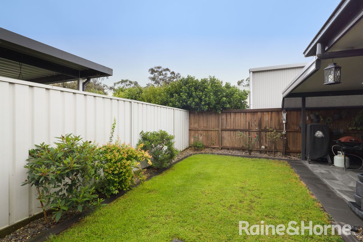 16 Nepean Way — photo 10 of 21