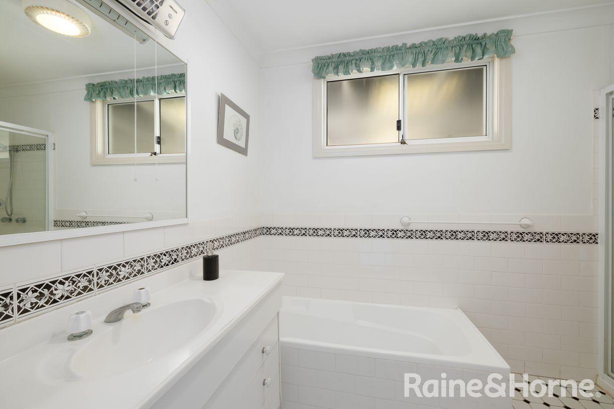 30/2 Frost Road — photo 11 of 29