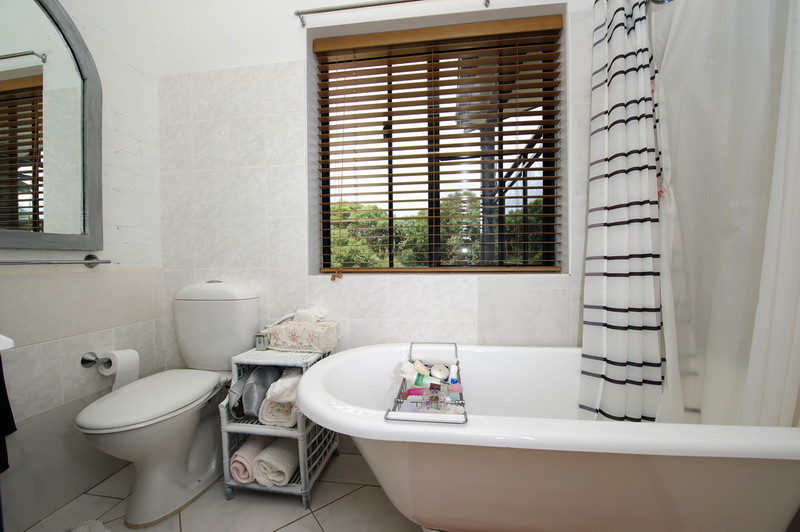11 Fishermans Bay Road — photo 8 of 24