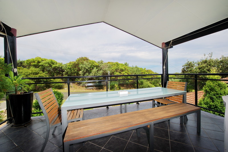 11 Fishermans Bay Road — photo 14 of 24