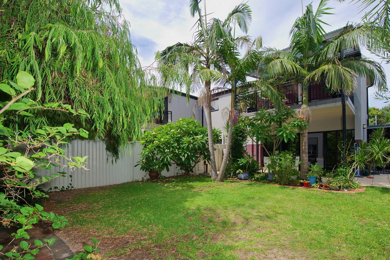 11 Fishermans Bay Road — photo 17 of 24