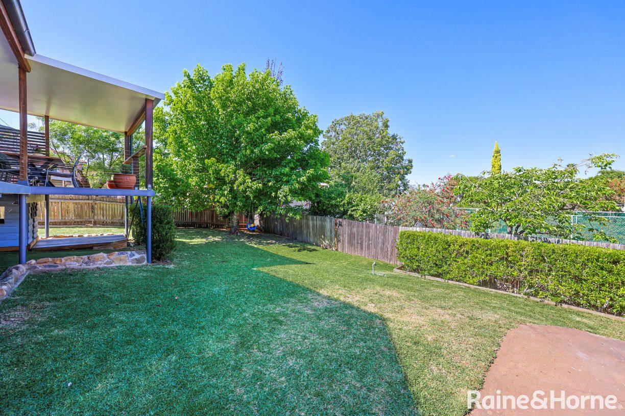 15 Levien Avenue, Tamworth, NSW 2340