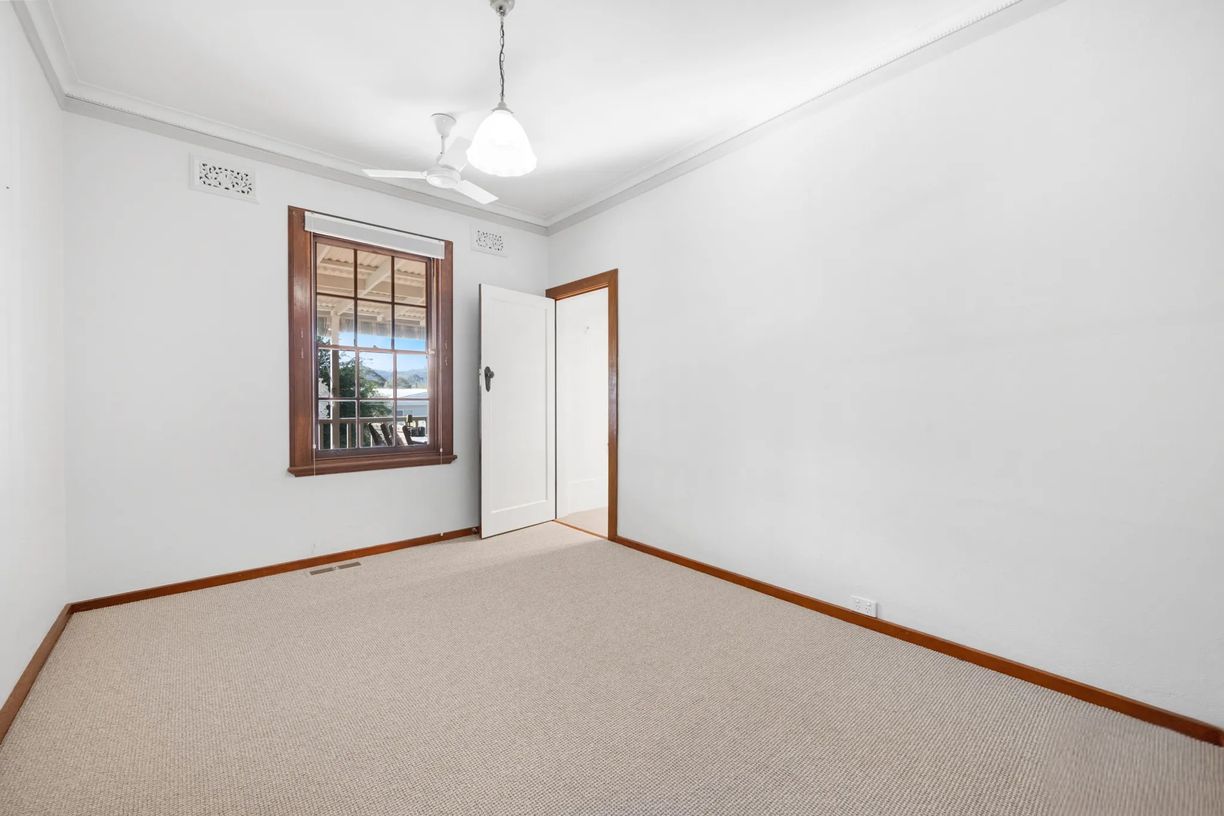 84 White Street — photo 12 of 25