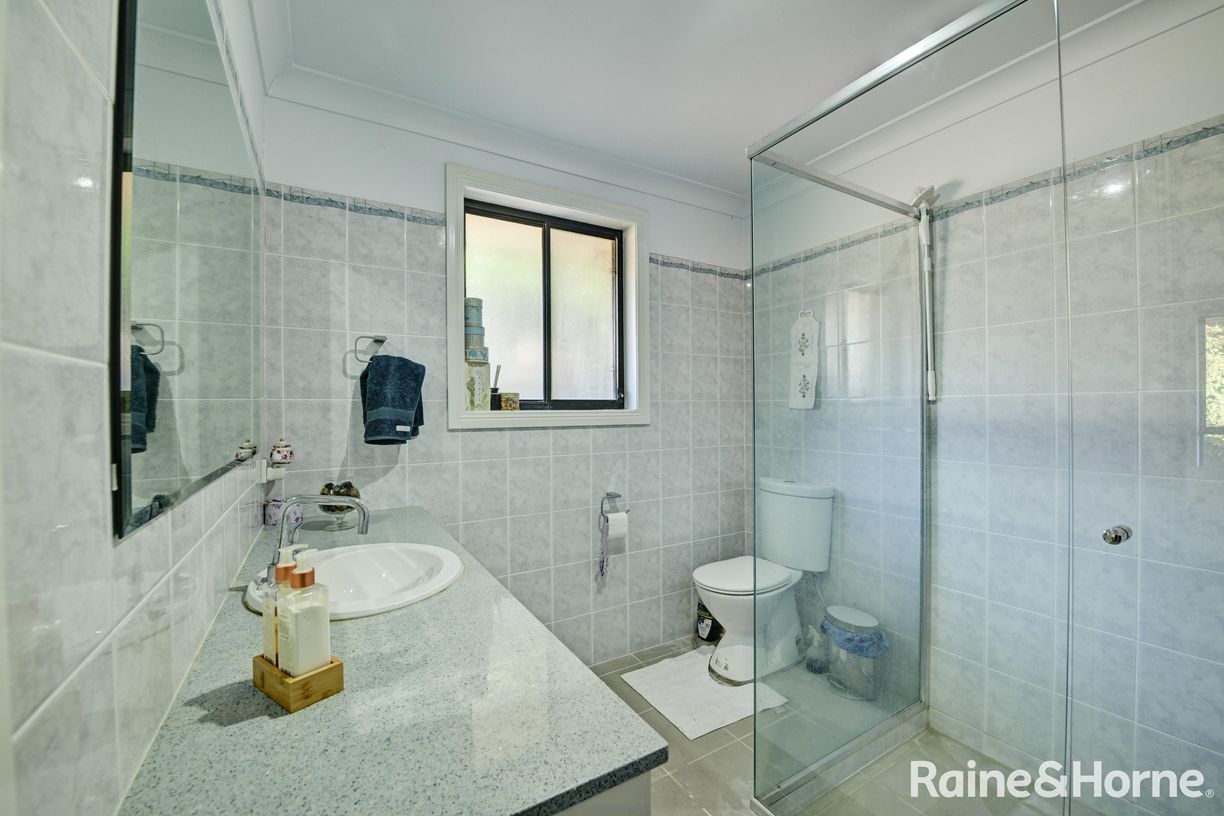 14 Warrah Drive — photo 9 of 19