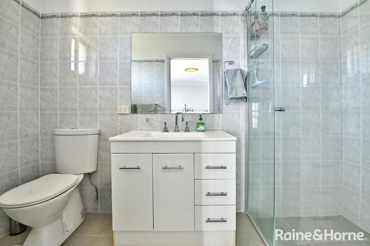 14 Warrah Drive — photo 11 of 19