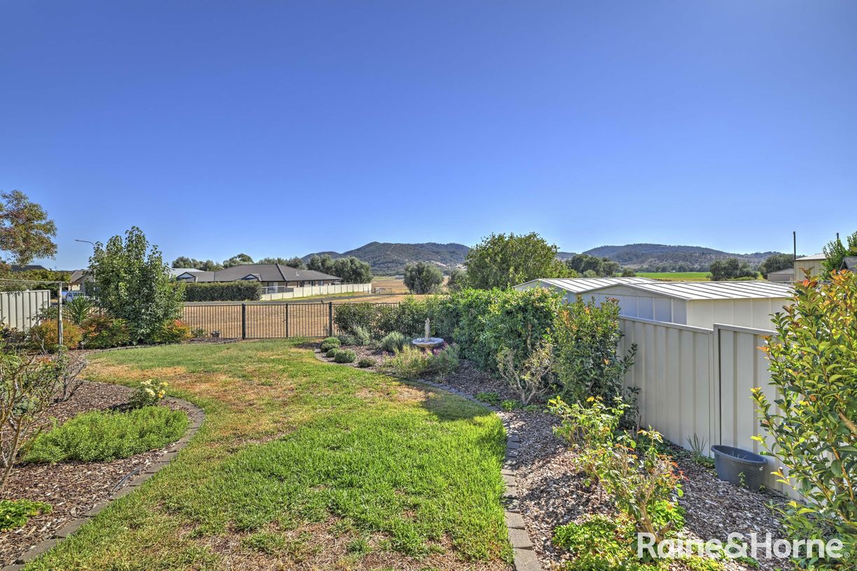 14 Warrah Drive — photo 19 of 19