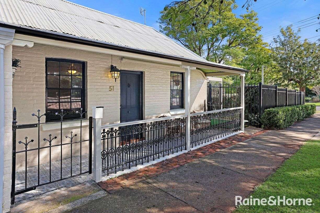 51 Upper Street — photo 4 of 21