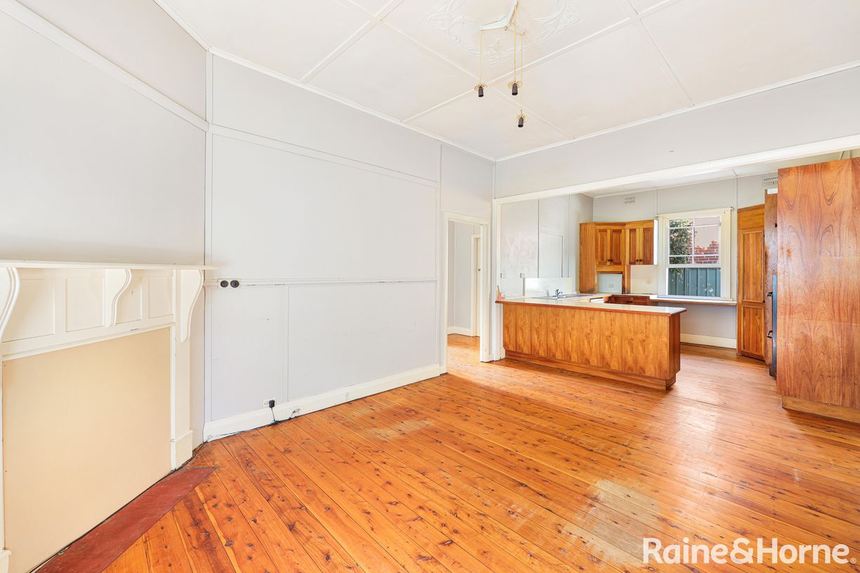 87 Belmore Street — photo 3 of 10