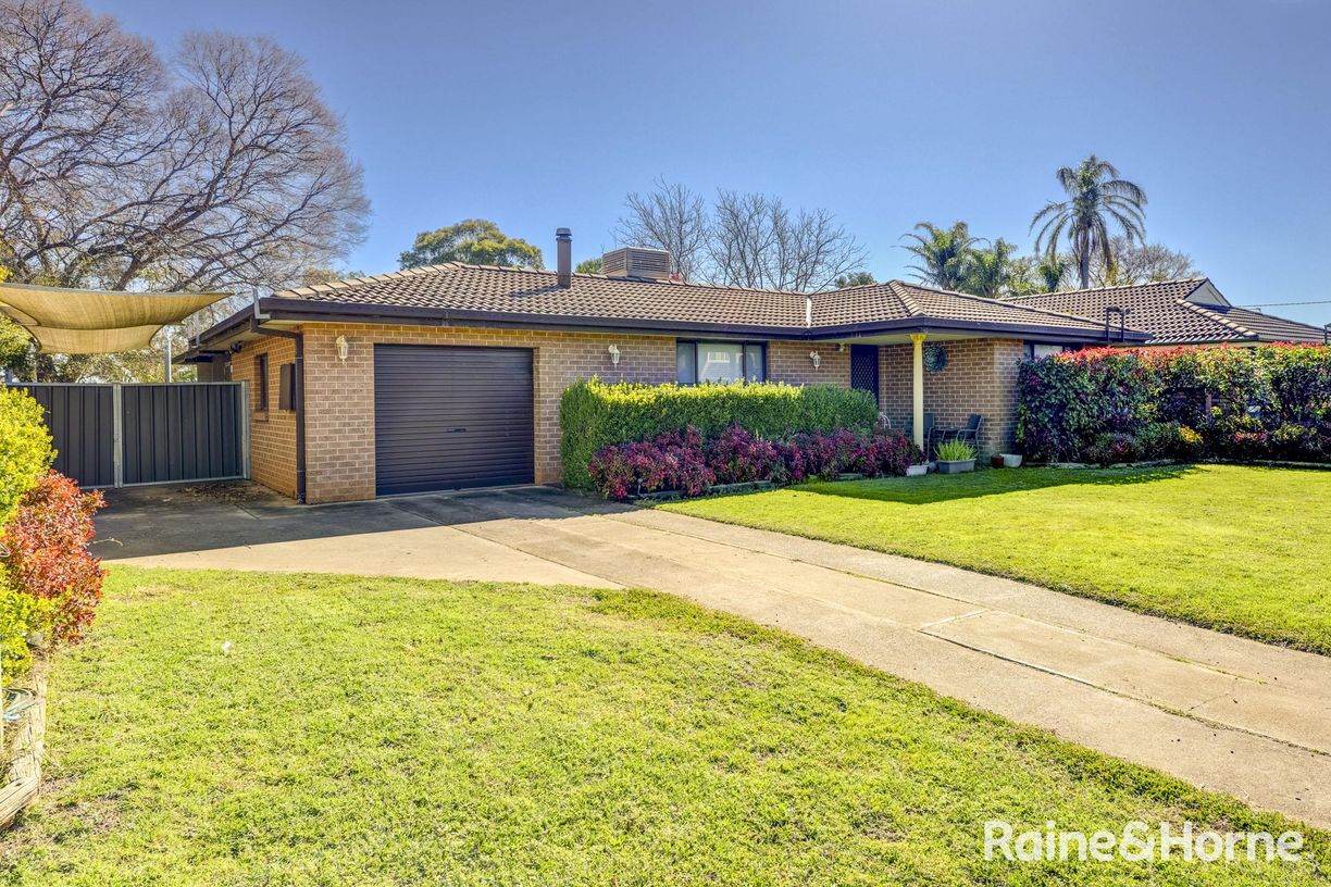 20 Melissa Avenue — photo from Raine & Horne Tamworth