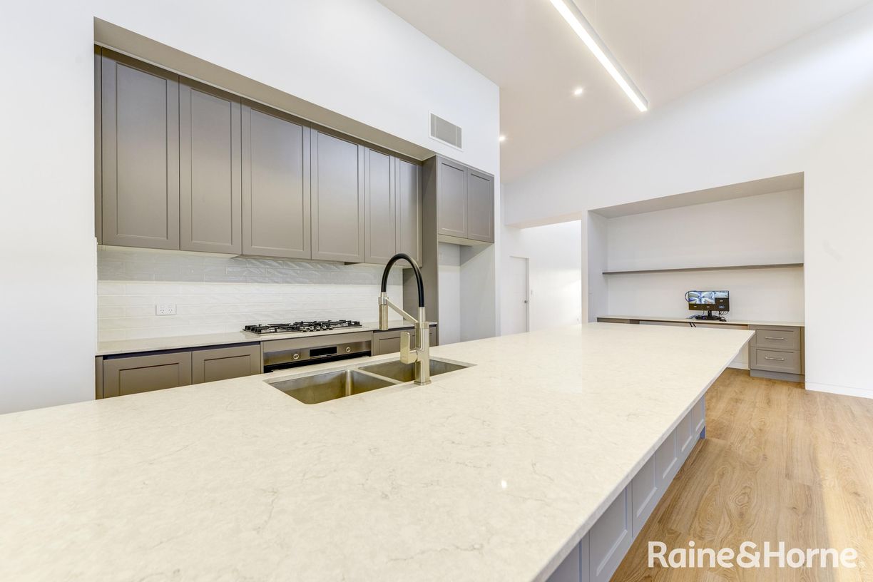 46 Glenmore Drive — photo 6 of 23