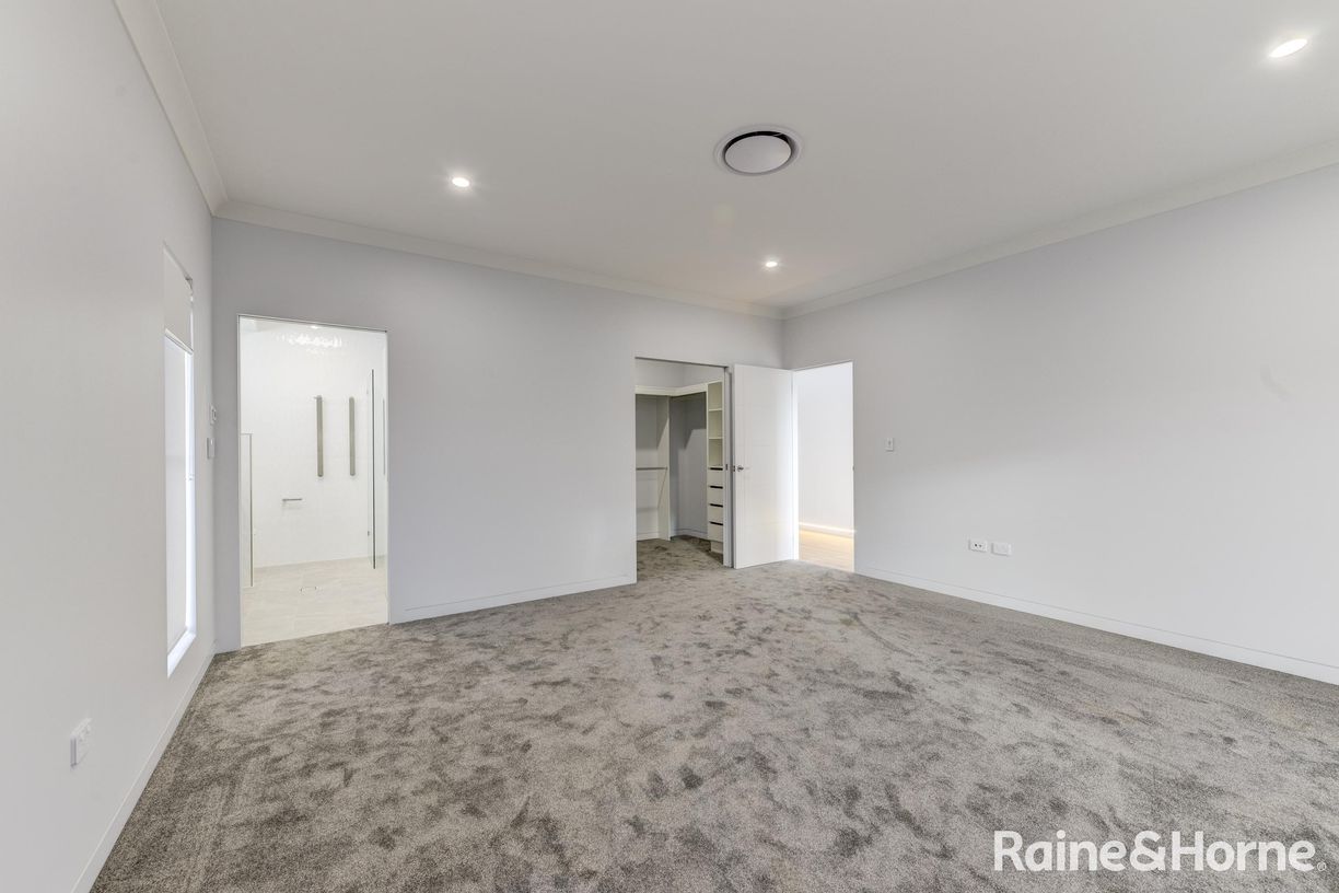 46 Glenmore Drive — photo 10 of 23
