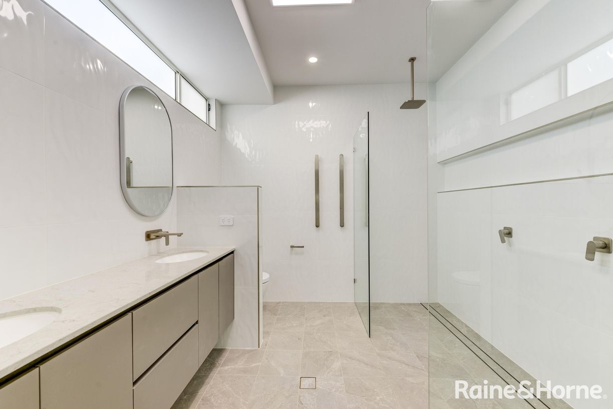 46 Glenmore Drive — photo 12 of 23